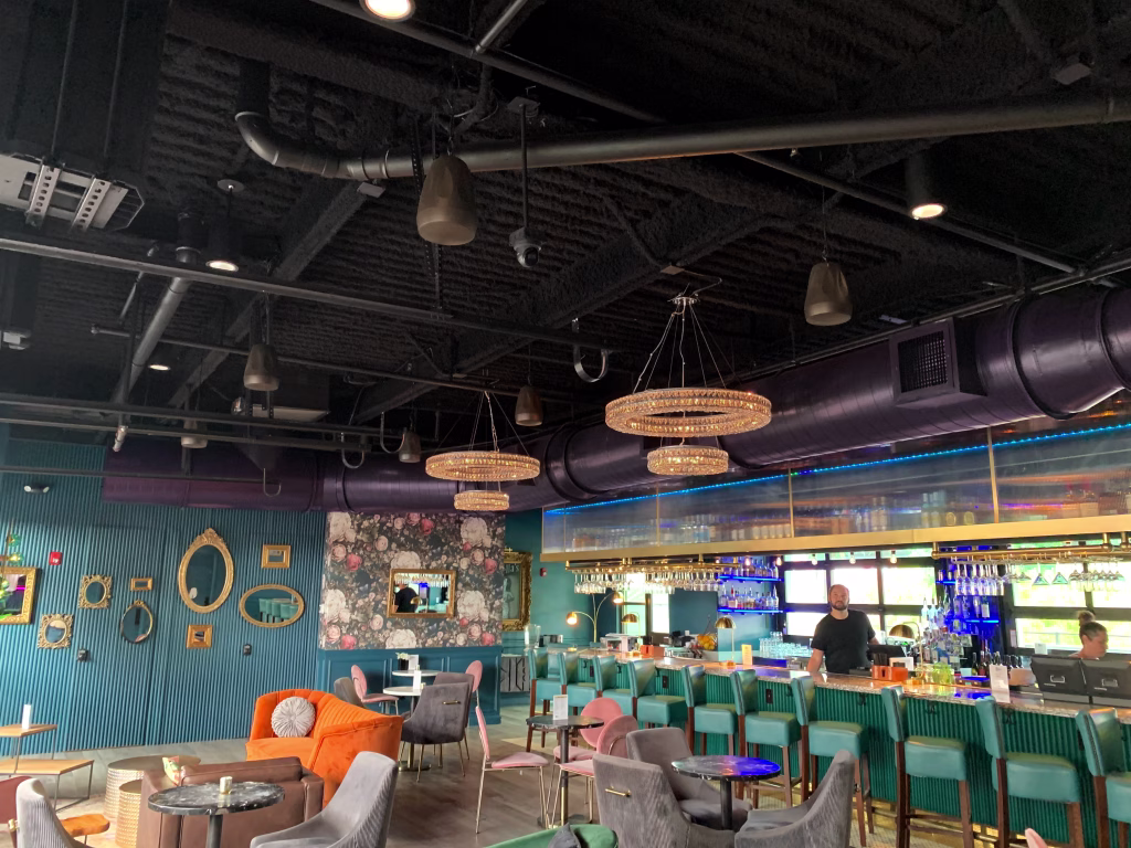 Stella’s Elixir Lounge